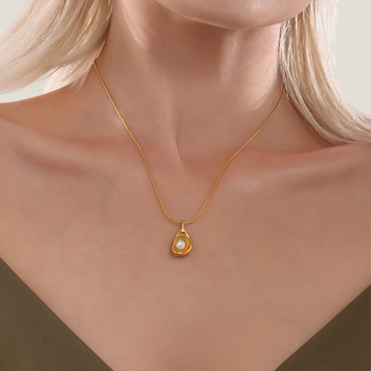 Luminous Luxe: 18K Gold Plated Pearl Pendant