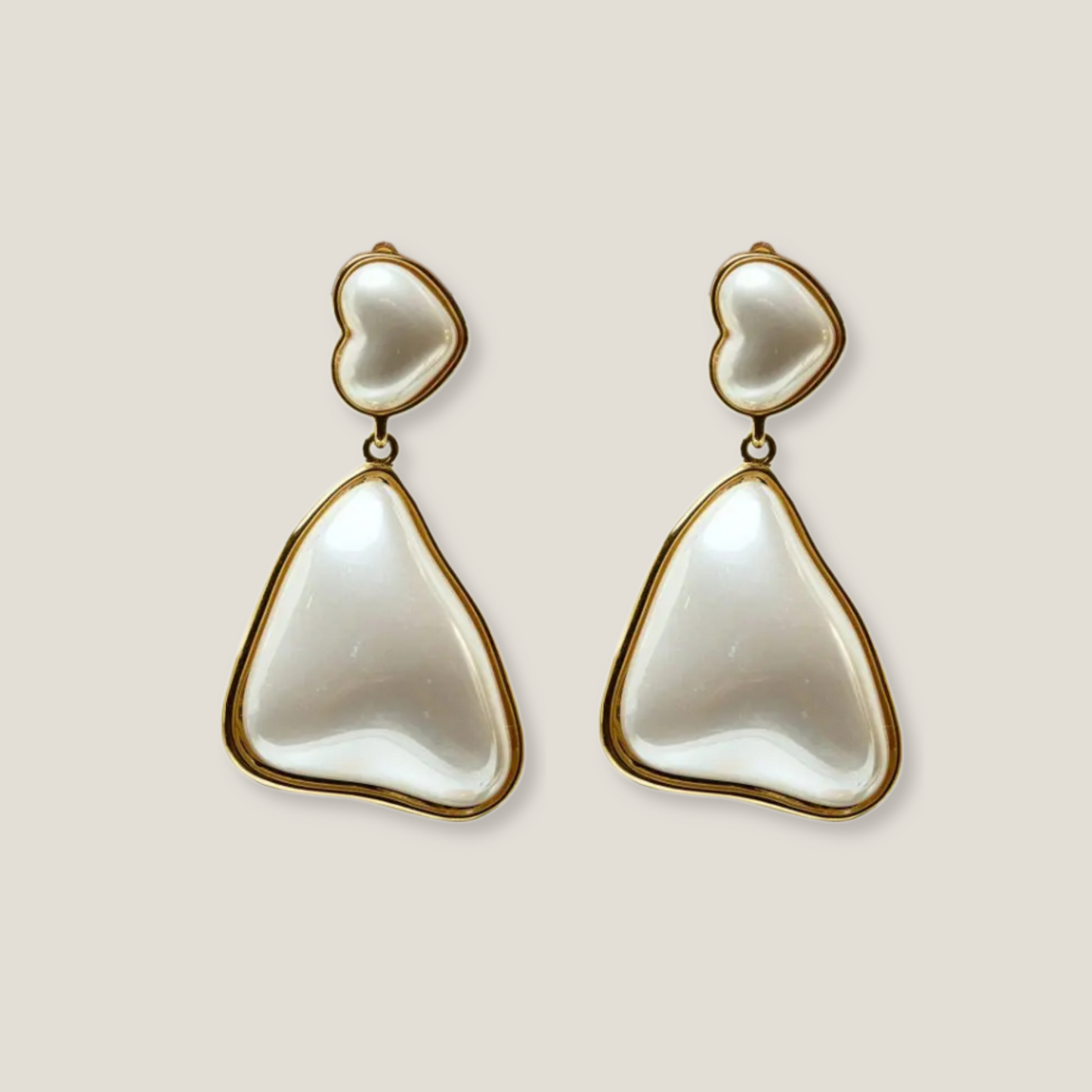 Elegant Heart & Teardrop Pearlized Earrings