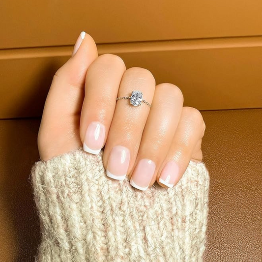 The Aurelian Solitaire Chain Ring